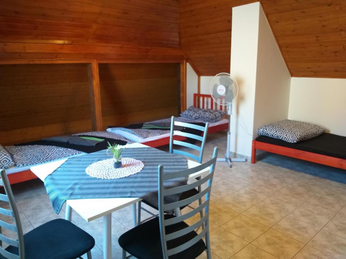 Апарт отель Azure House Кестхей Экстерьер фото